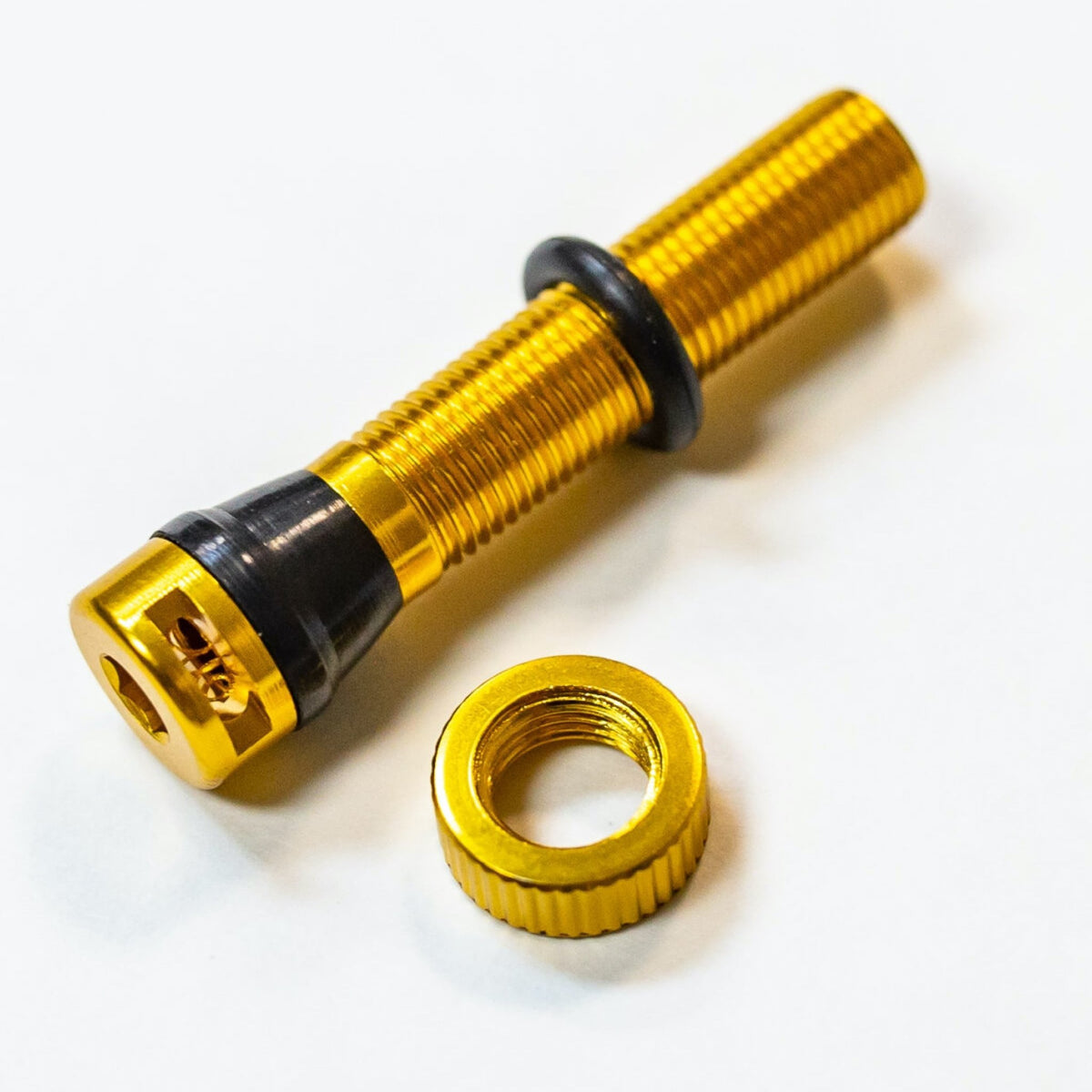 Miles Wide Tubeless Schrader Valve Stems