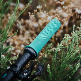 PNW Loam Grips - Bikecomponents.ca