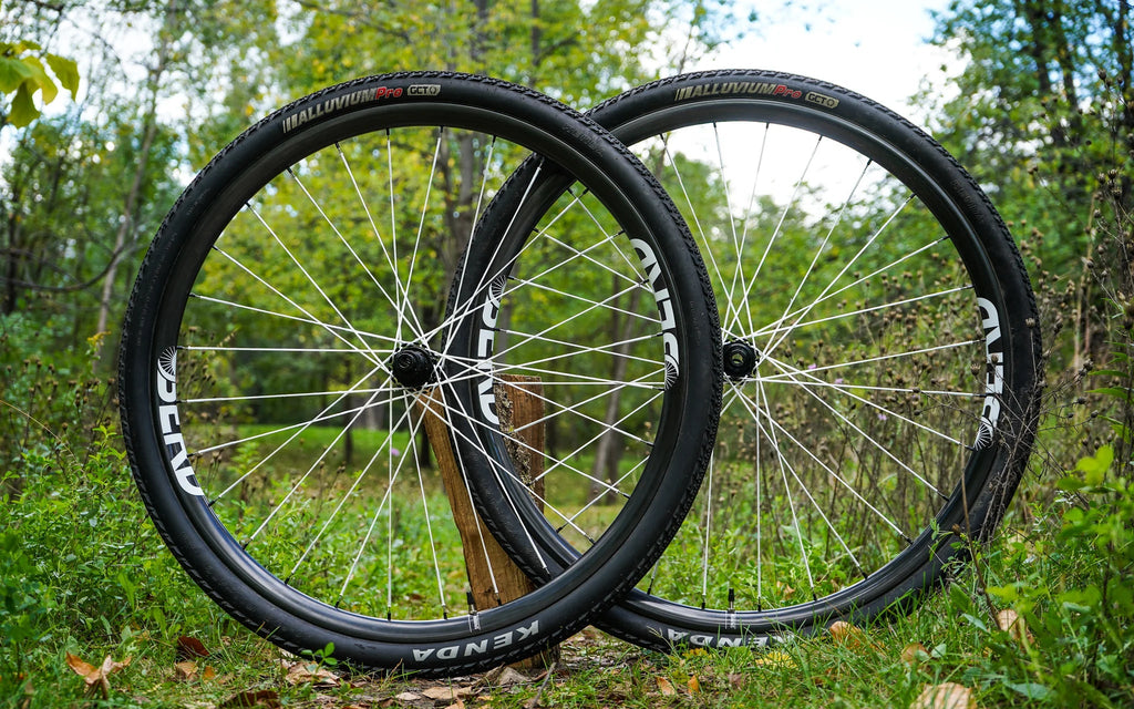 Gravel bike carbon wheels on sale